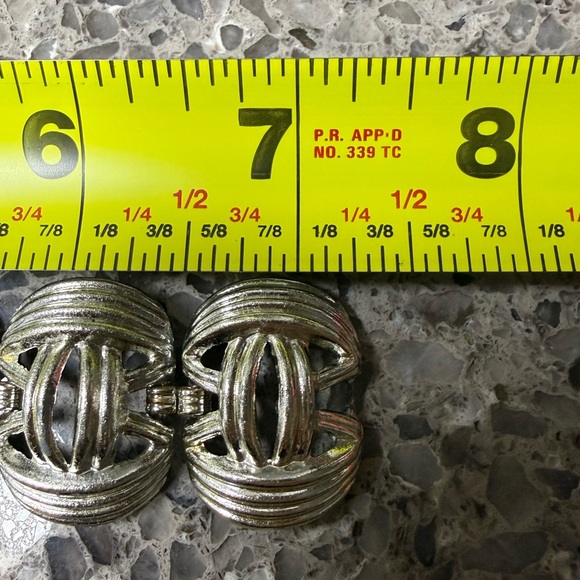 Vintage Silver Tone Chunky Bracelet - Picture 7 of 7